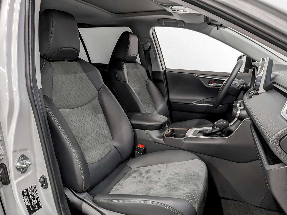 Toyota RAV4, 2022 Фото №19