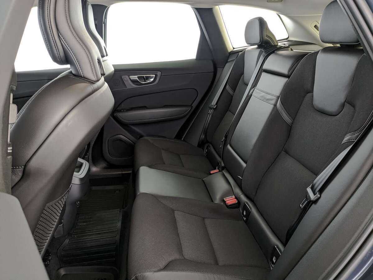 Volvo XC60, 2021 Фото №14