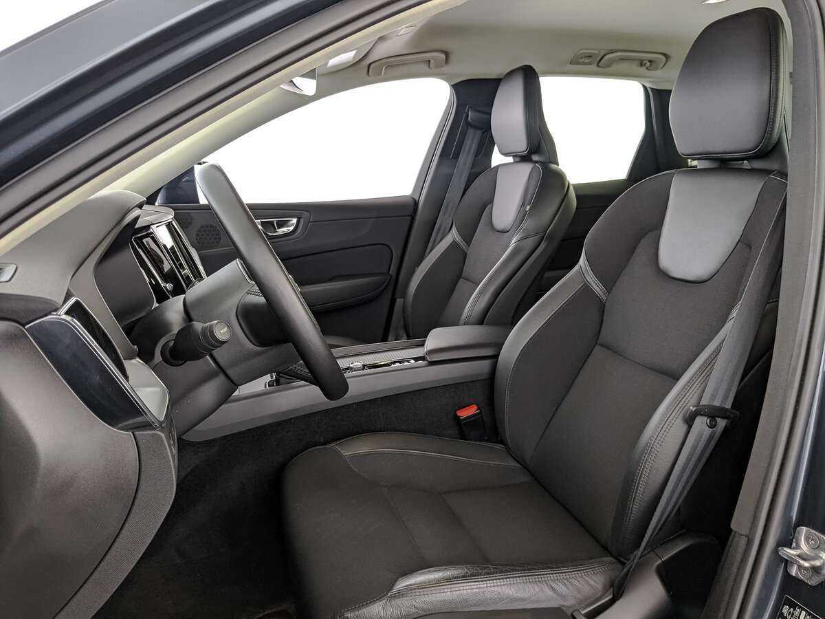Volvo XC60, 2021 Фото №16