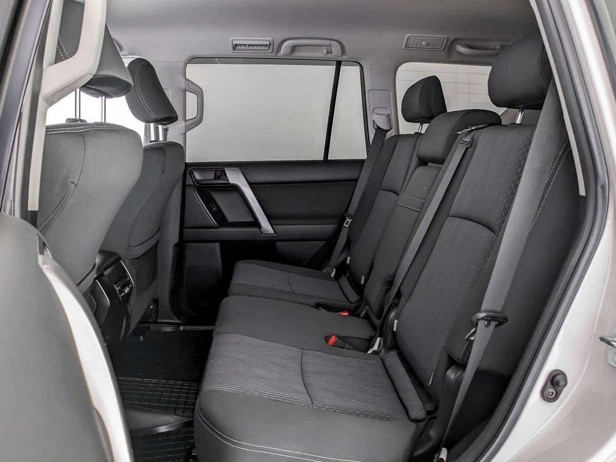 Toyota Land Cruiser Prado, 2019 Фото №10