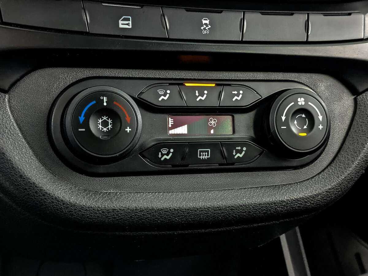 Lada (ВАЗ) Vesta, 2021 Фото №21