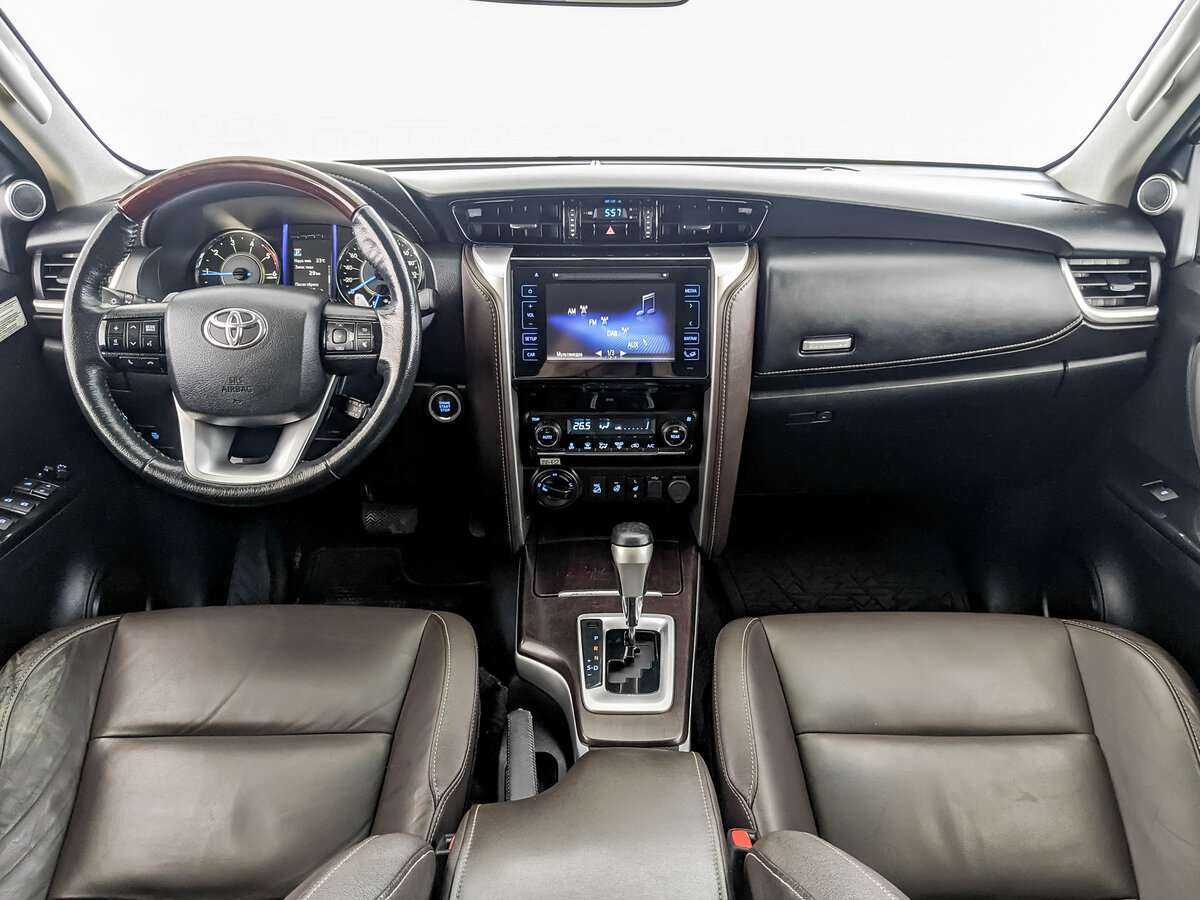 Toyota Fortuner, 2019 Фото №12