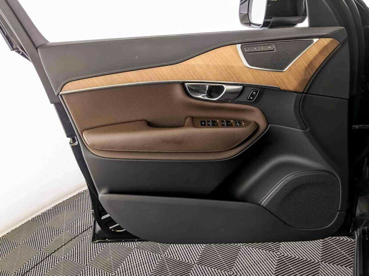 Volvo XC90, 2021 Фото №14