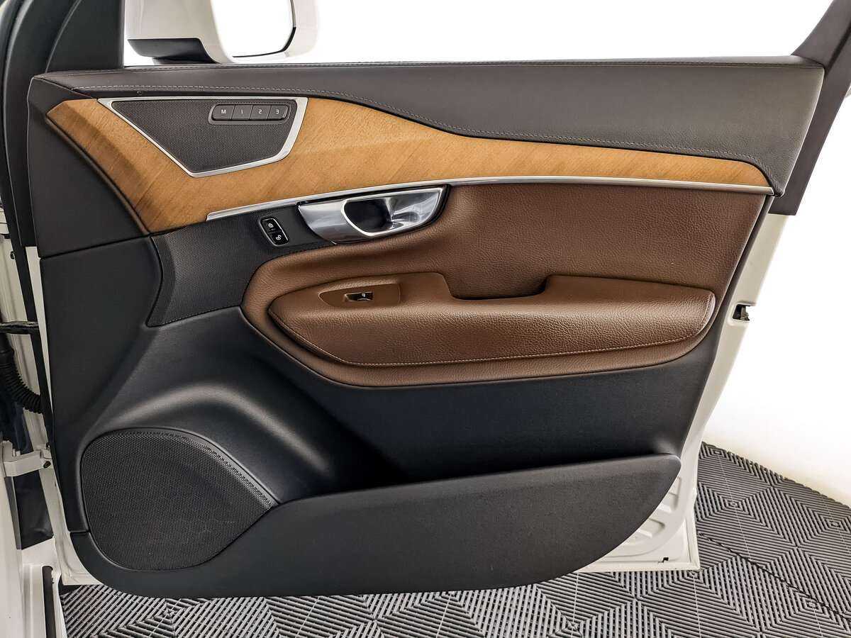 Volvo XC90, 2019 Фото №21