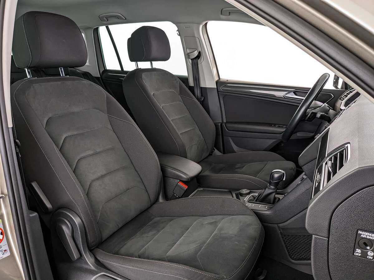 Volkswagen Tiguan, 2018 Фото №20