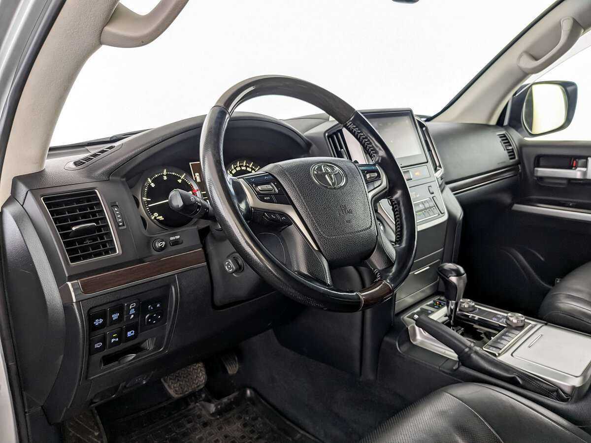 Toyota Land Cruiser, 2018 Фото №14