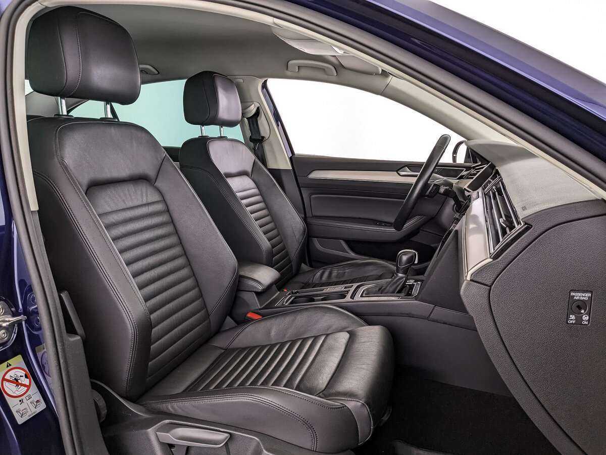Volkswagen Passat, 2019 Фото №20