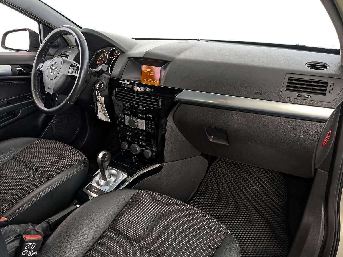 Opel Astra GTC, 2008 Фото №9