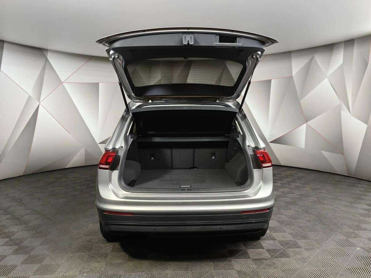 Volkswagen Tiguan, 2020 Фото №12