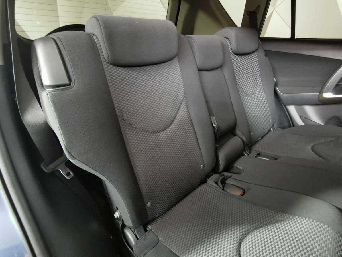 Toyota RAV4, 2011 Фото №13