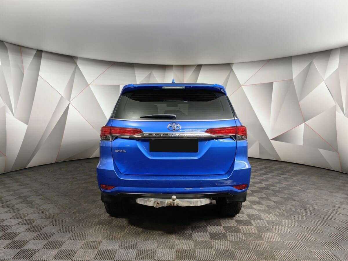 Toyota Fortuner, 2017 Фото №8