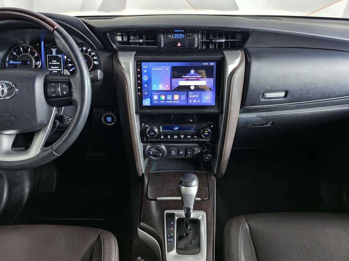 Toyota Fortuner, 2017 Фото №11