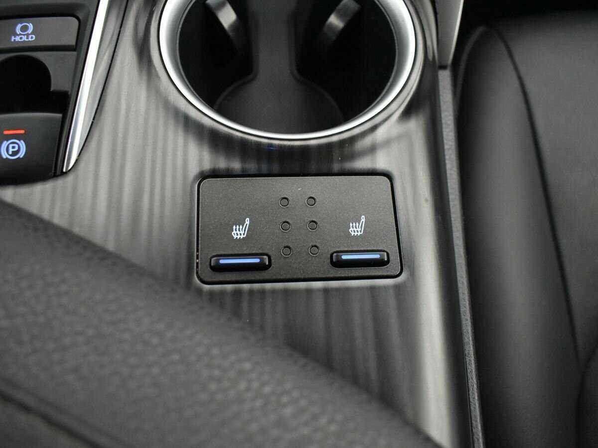 Toyota Camry, 2021 Фото №19