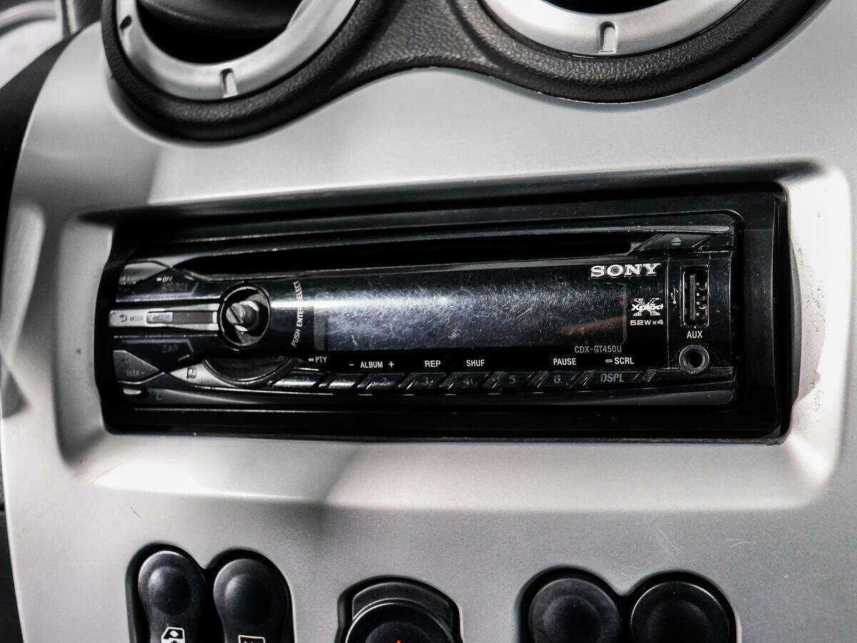 Renault Sandero, 2010 Фото №13