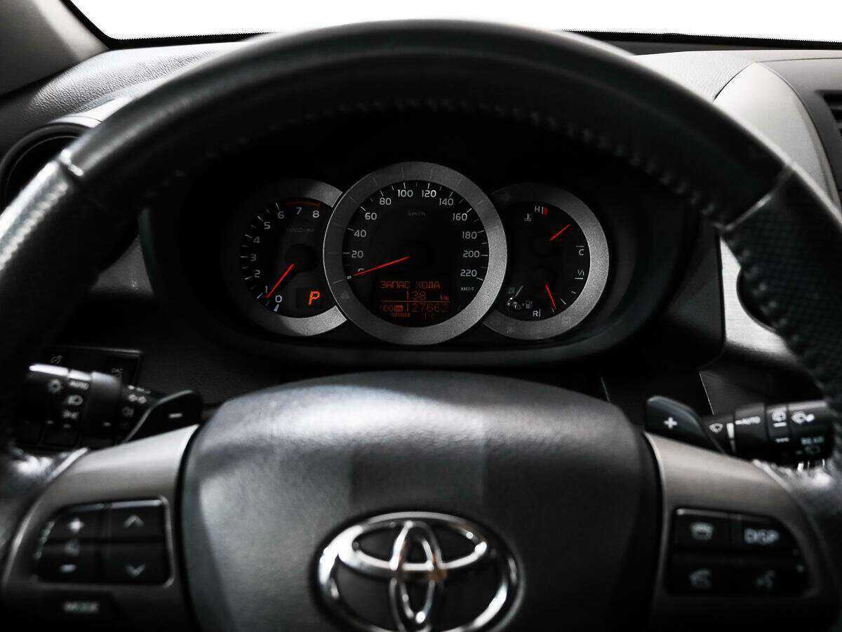 Toyota RAV4, 2010 Фото №16