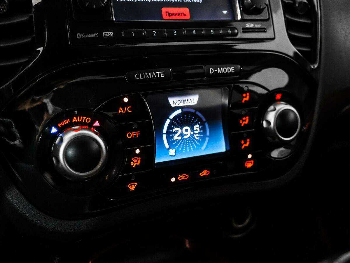 Nissan Juke, 2011 Фото №17