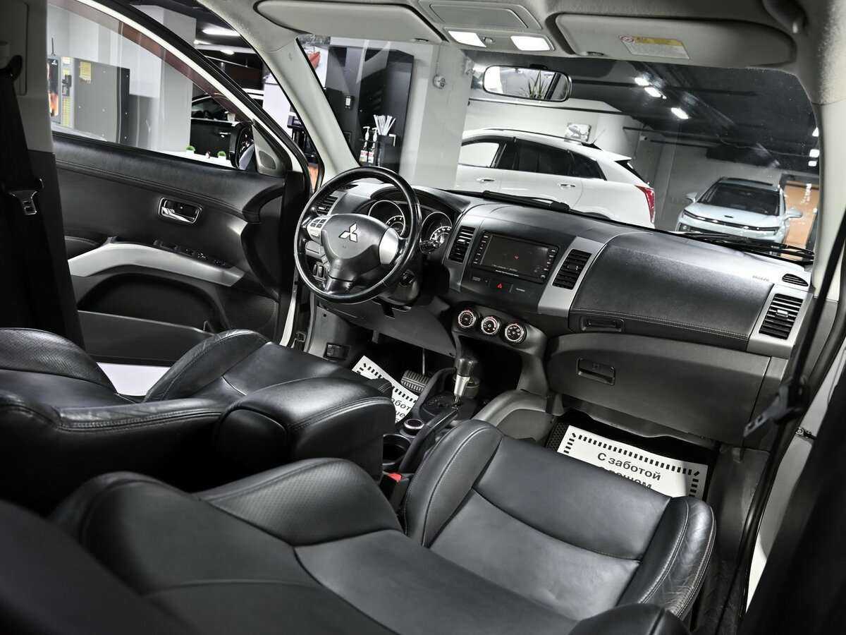 Mitsubishi Outlander, 2010 - 183 000 км. | Фото №8