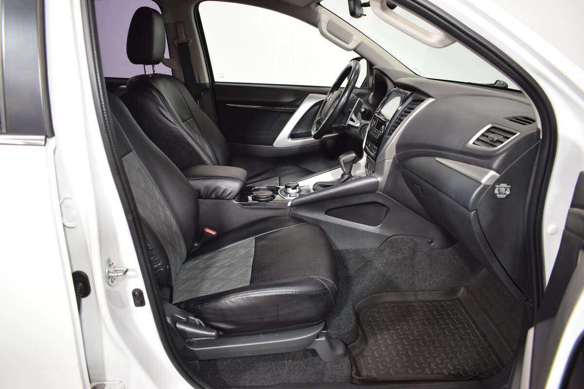 Mitsubishi Pajero Sport, 2019 Фото №11