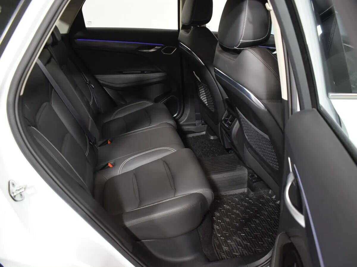 Geely Tugella, 2021 Фото №11