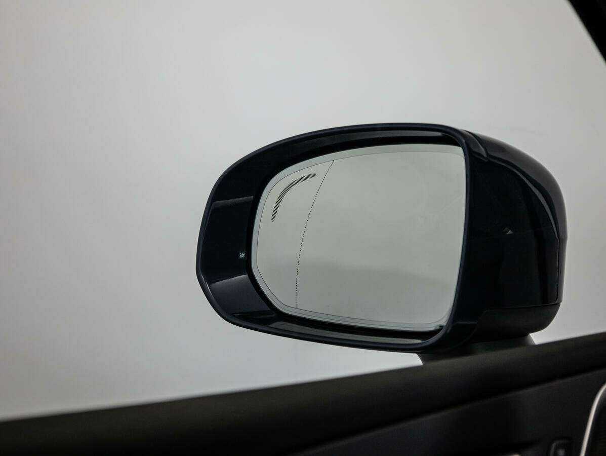 Volvo XC60, 2020 Фото №14