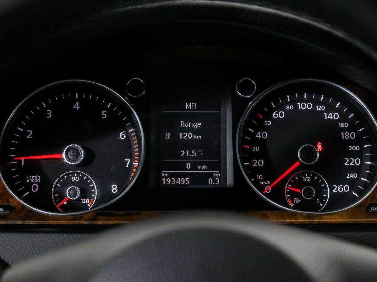 Volkswagen Passat, 2010 Фото №10