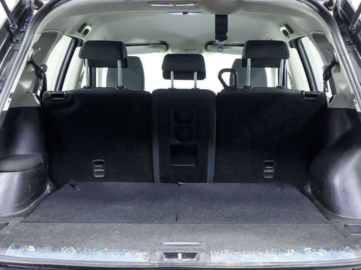 Nissan Qashqai+2, 2010 Фото №15