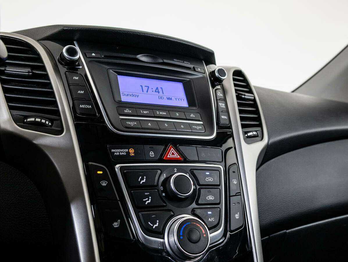 Hyundai i30, 2016 Фото №13