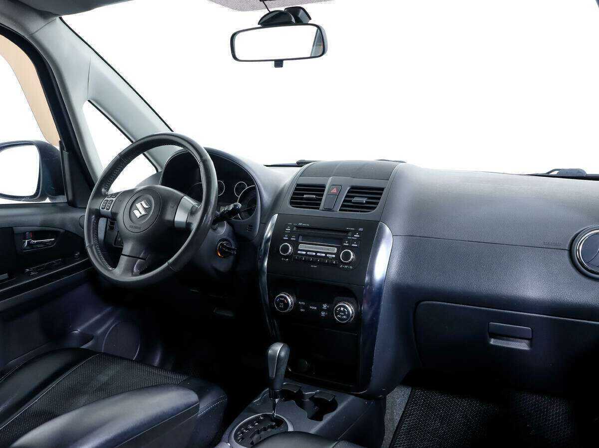 Suzuki SX4, 2010 Фото №9