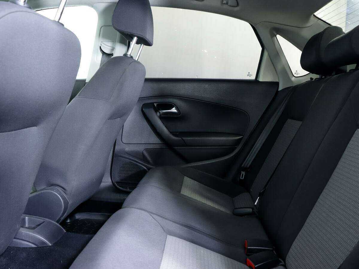 Volkswagen Polo, 2011 Фото №11