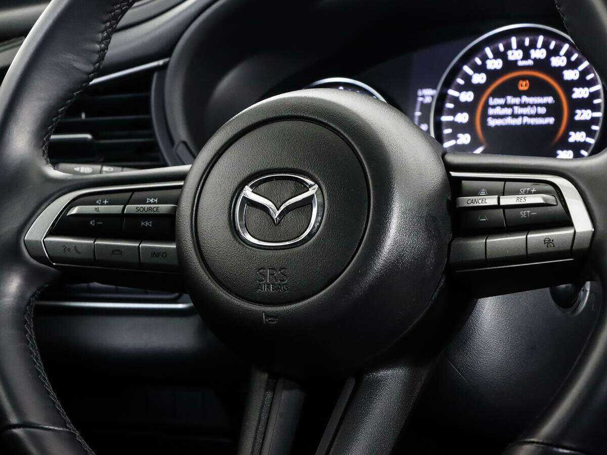 Mazda CX-30, 2022 Фото №11