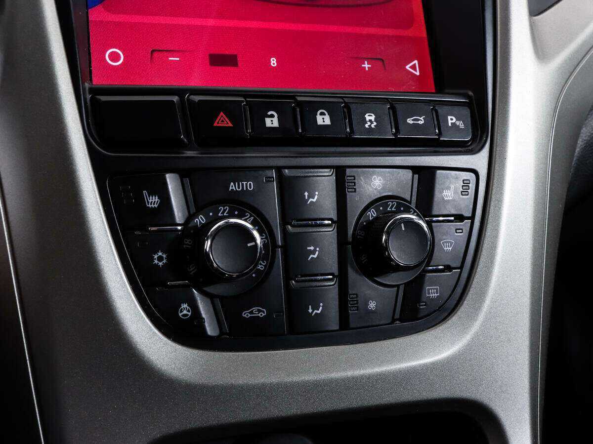 Opel Astra, 2011 Фото №14