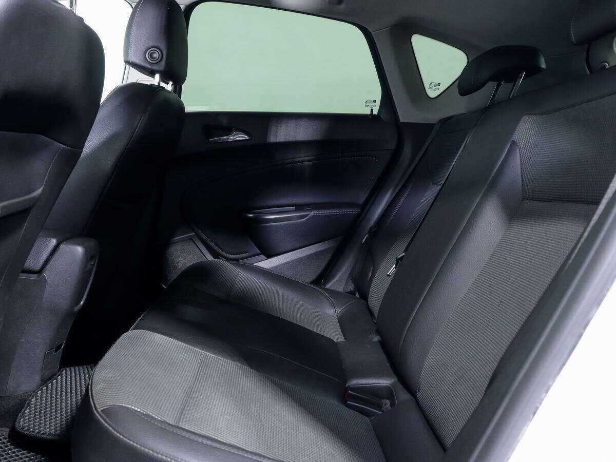 Opel Astra, 2010 Фото №11