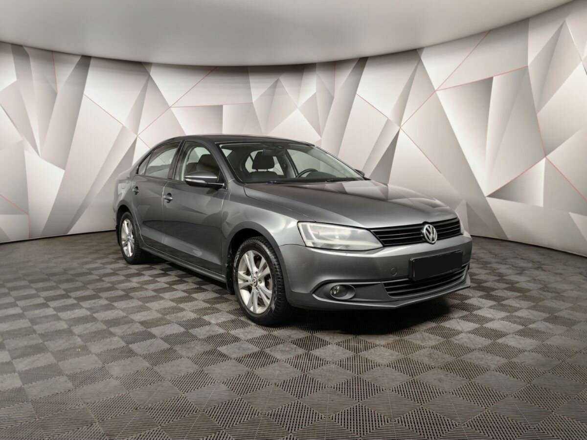 Volkswagen Jetta, 2011 - 245 345 км. | Фото №3