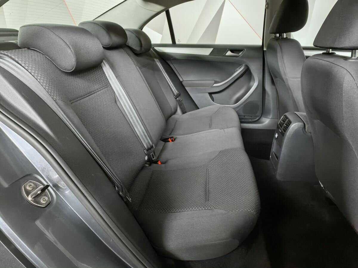 Volkswagen Jetta, 2011 Фото №12