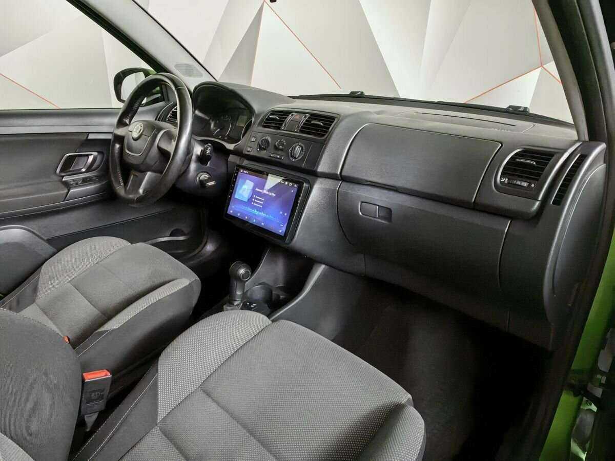 Skoda Fabia, 2011 Фото №9
