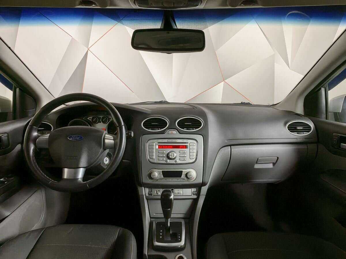 Ford Focus, 2010 Фото №10