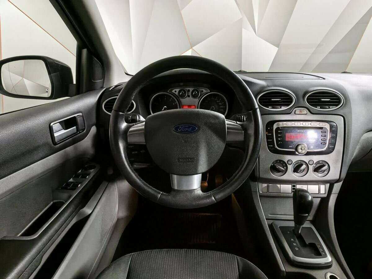 Ford Focus, 2010 Фото №15