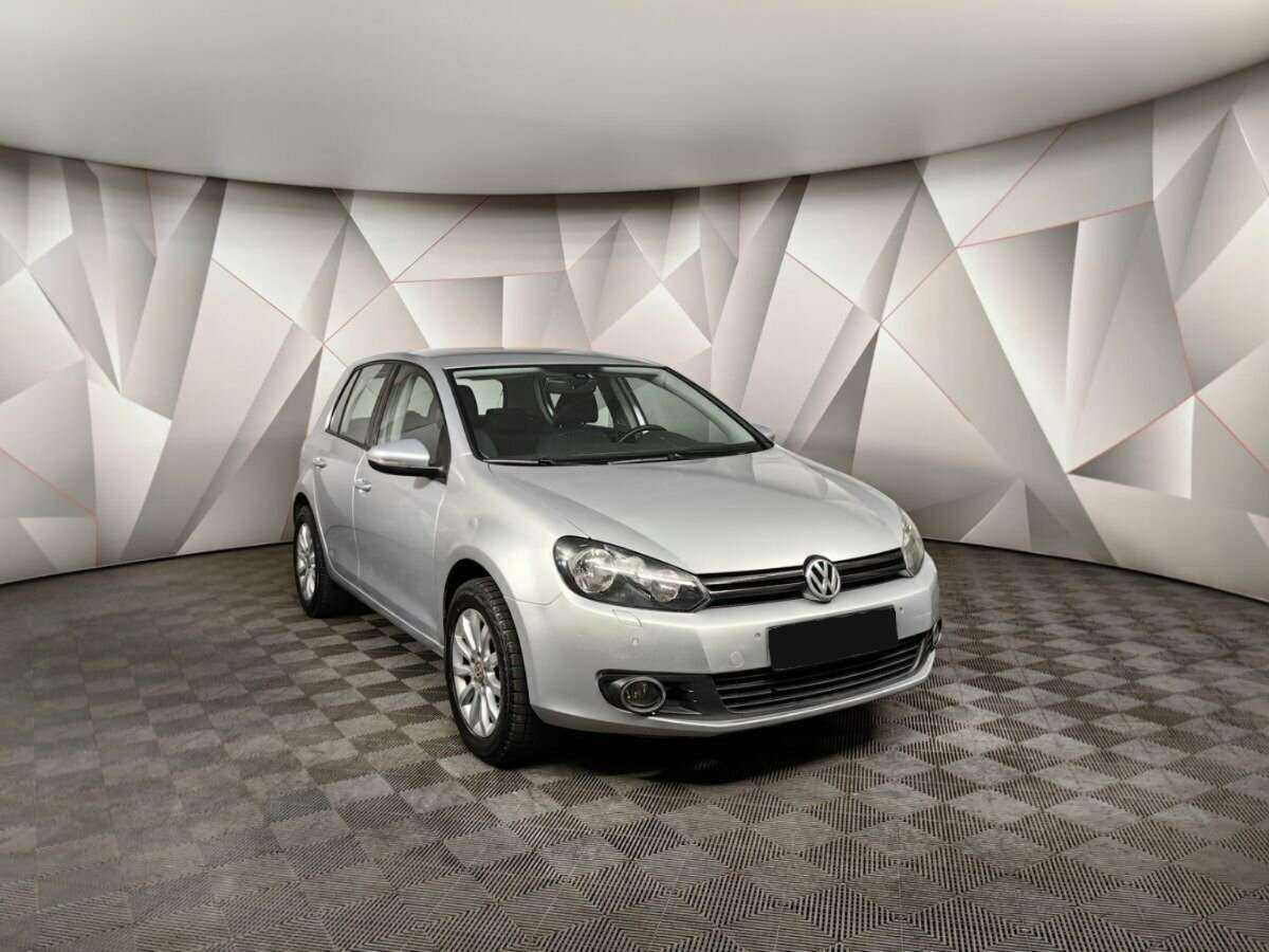 Volkswagen Golf, 2010 - 81 102 км. | Фото №3