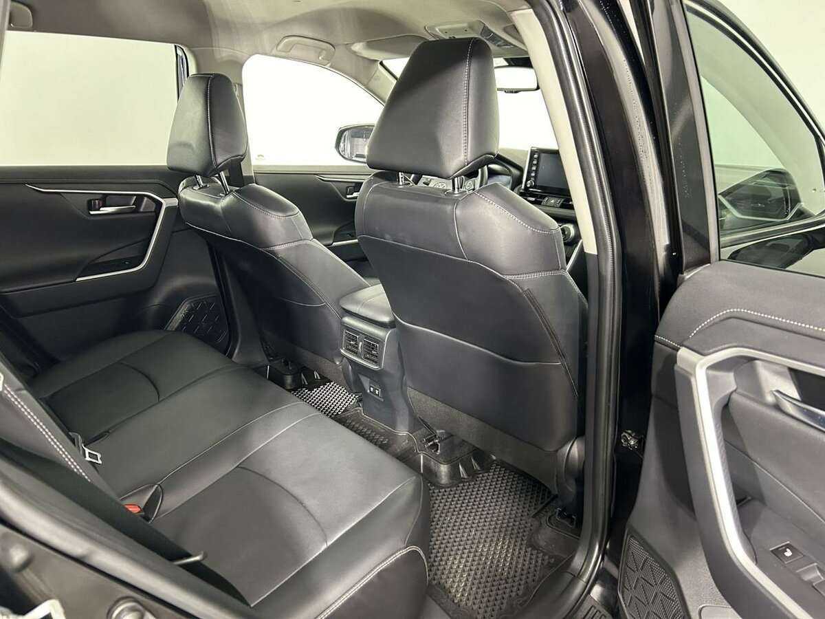 Toyota RAV4, 2022 Фото №17