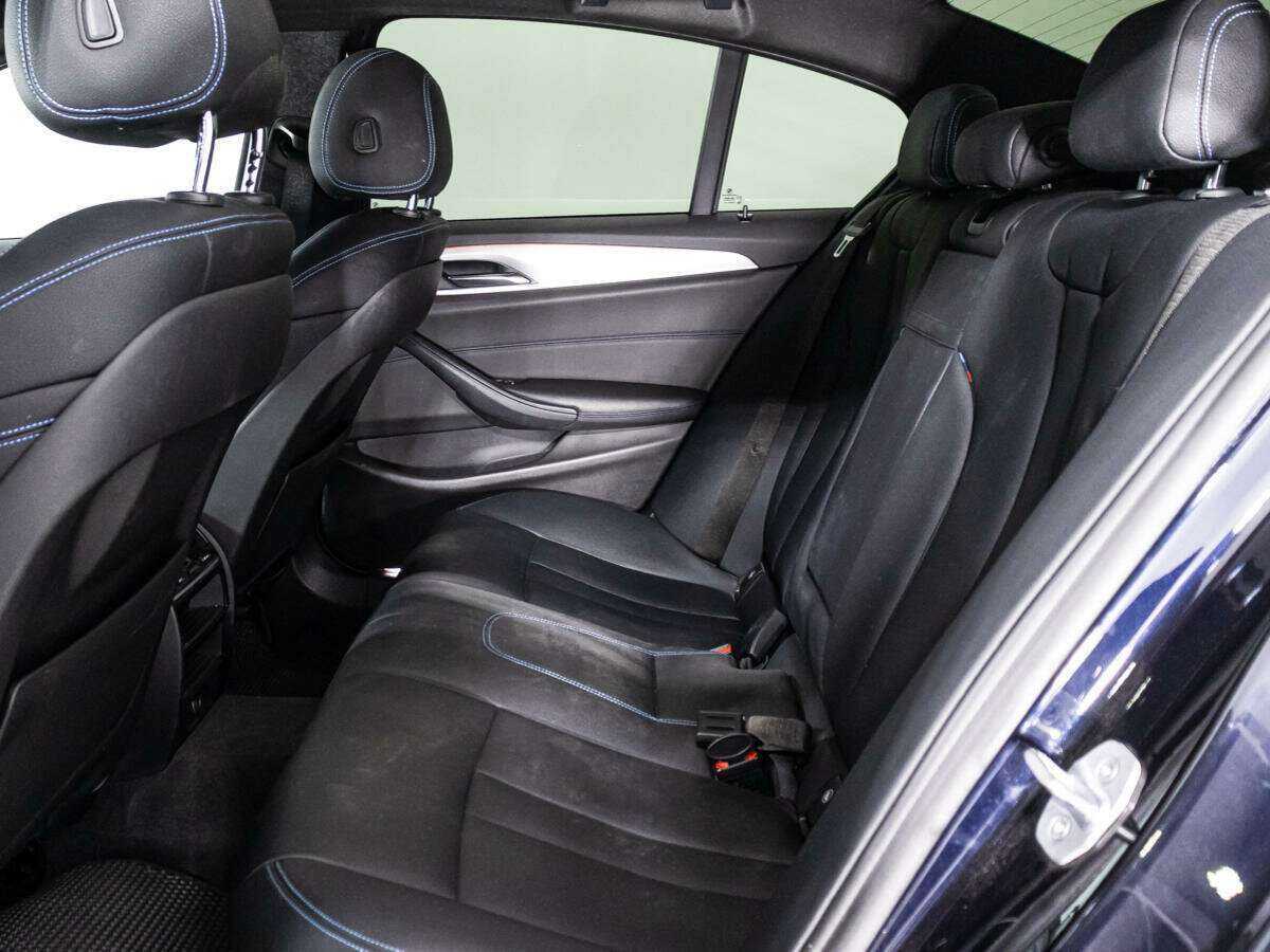 BMW 5 серии 520d xDrive, 2018 Фото №9