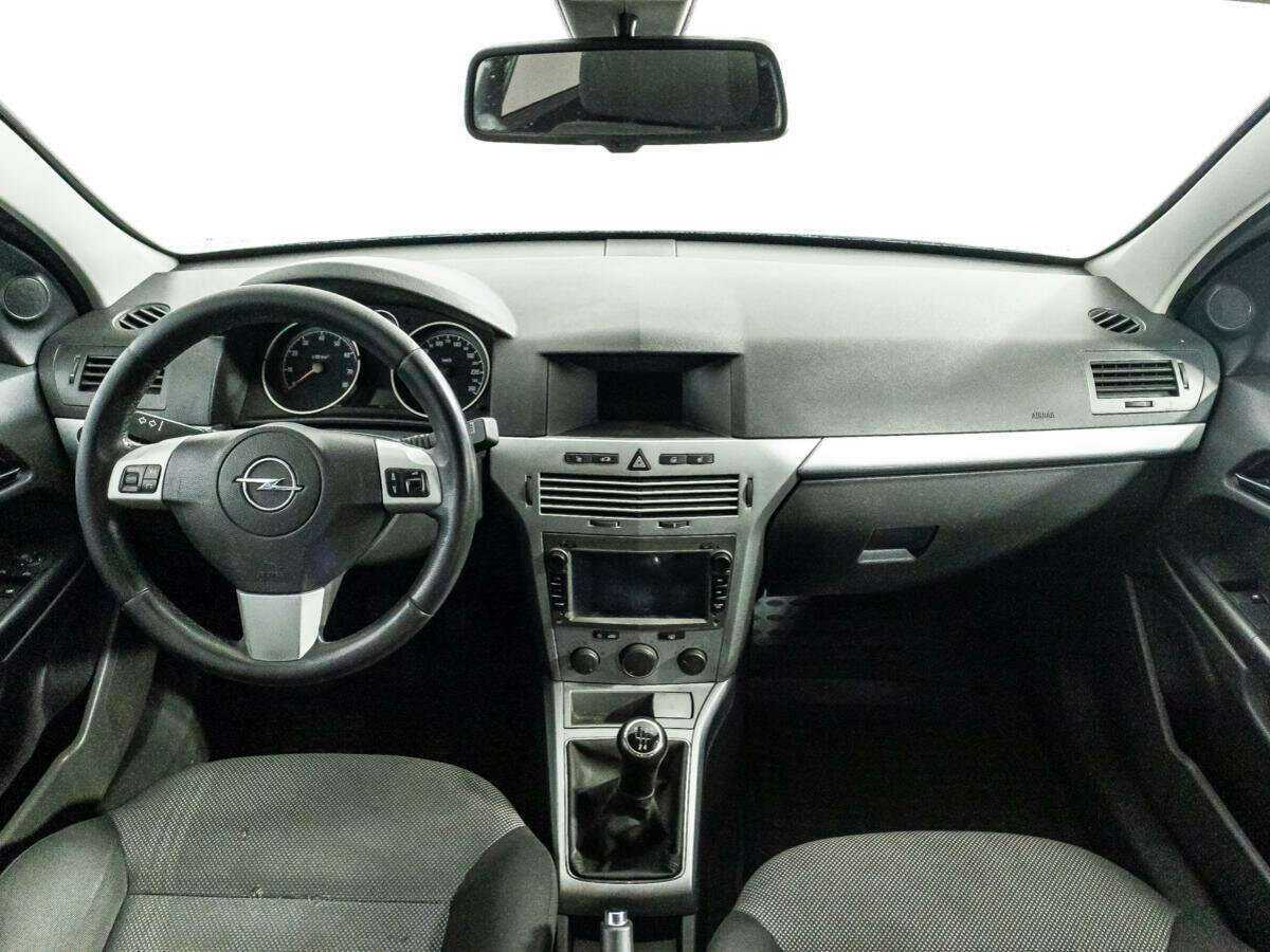 Opel Astra, 2011 Фото №12