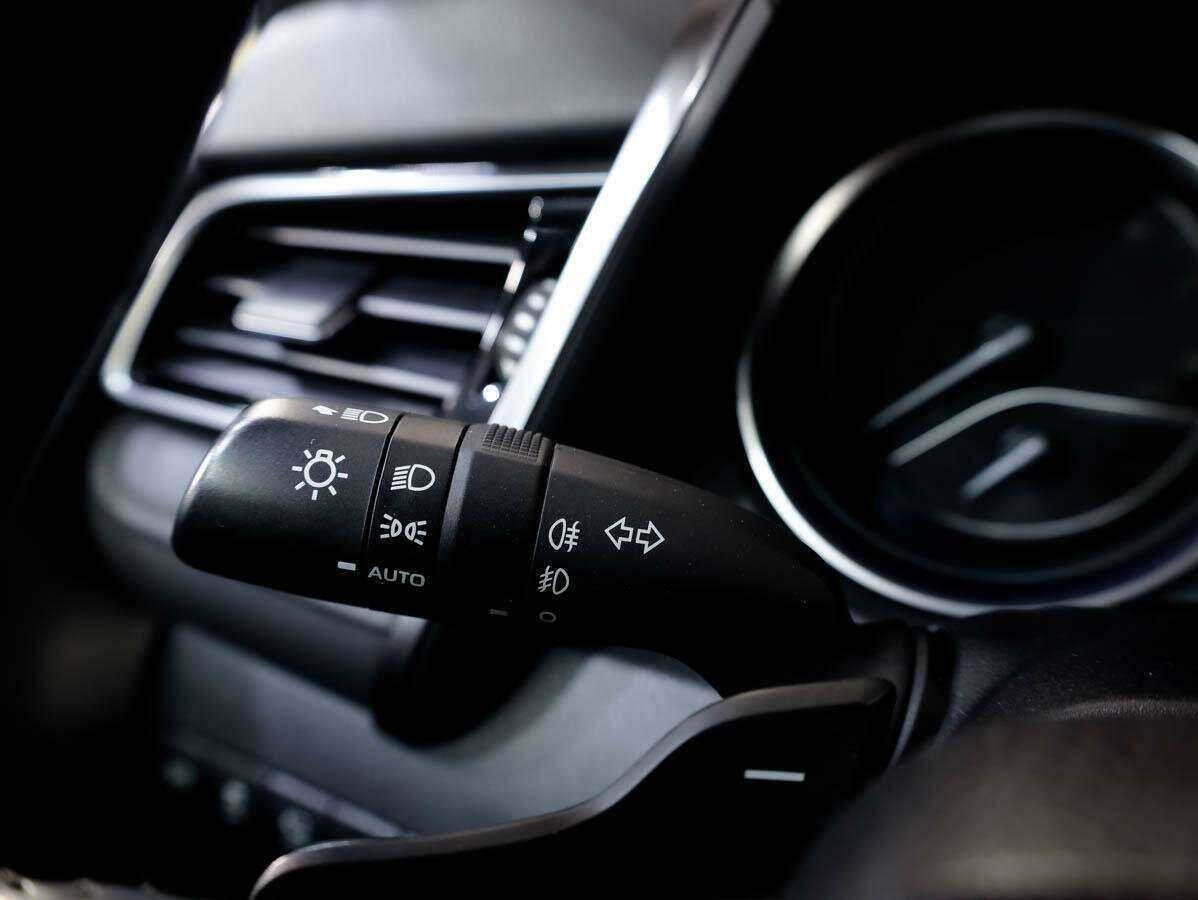 Toyota Camry, 2021 Фото №23