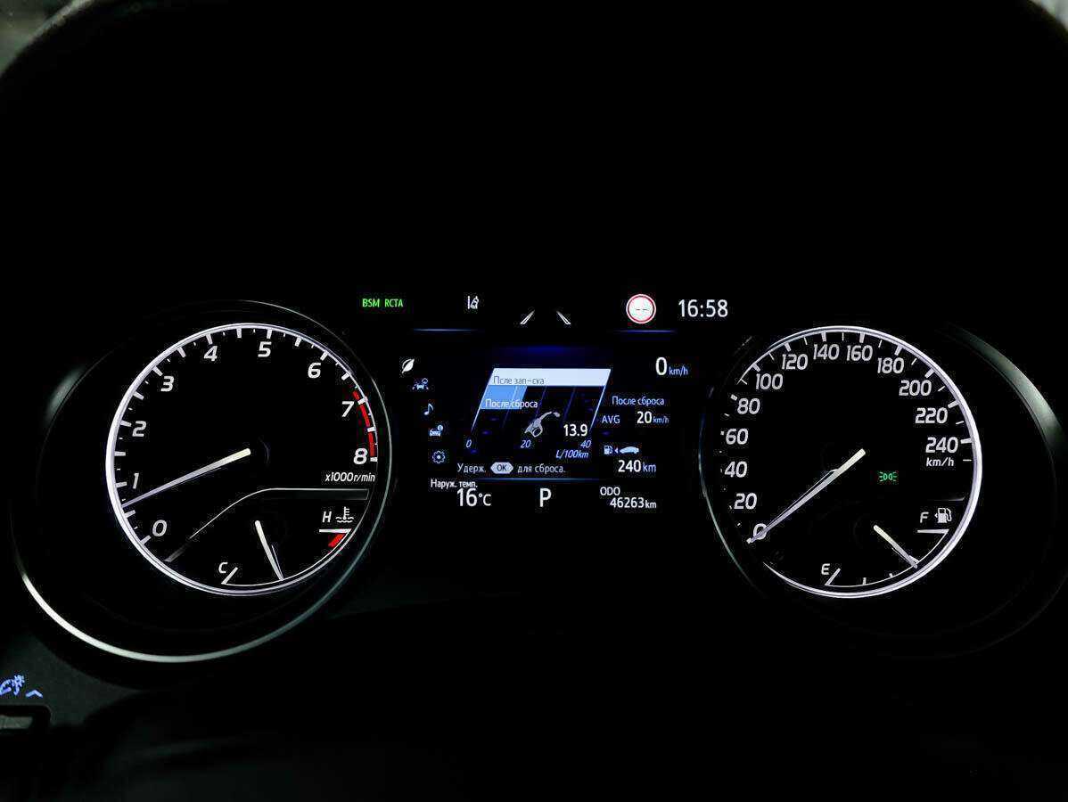 Toyota Camry, 2021 Фото №32