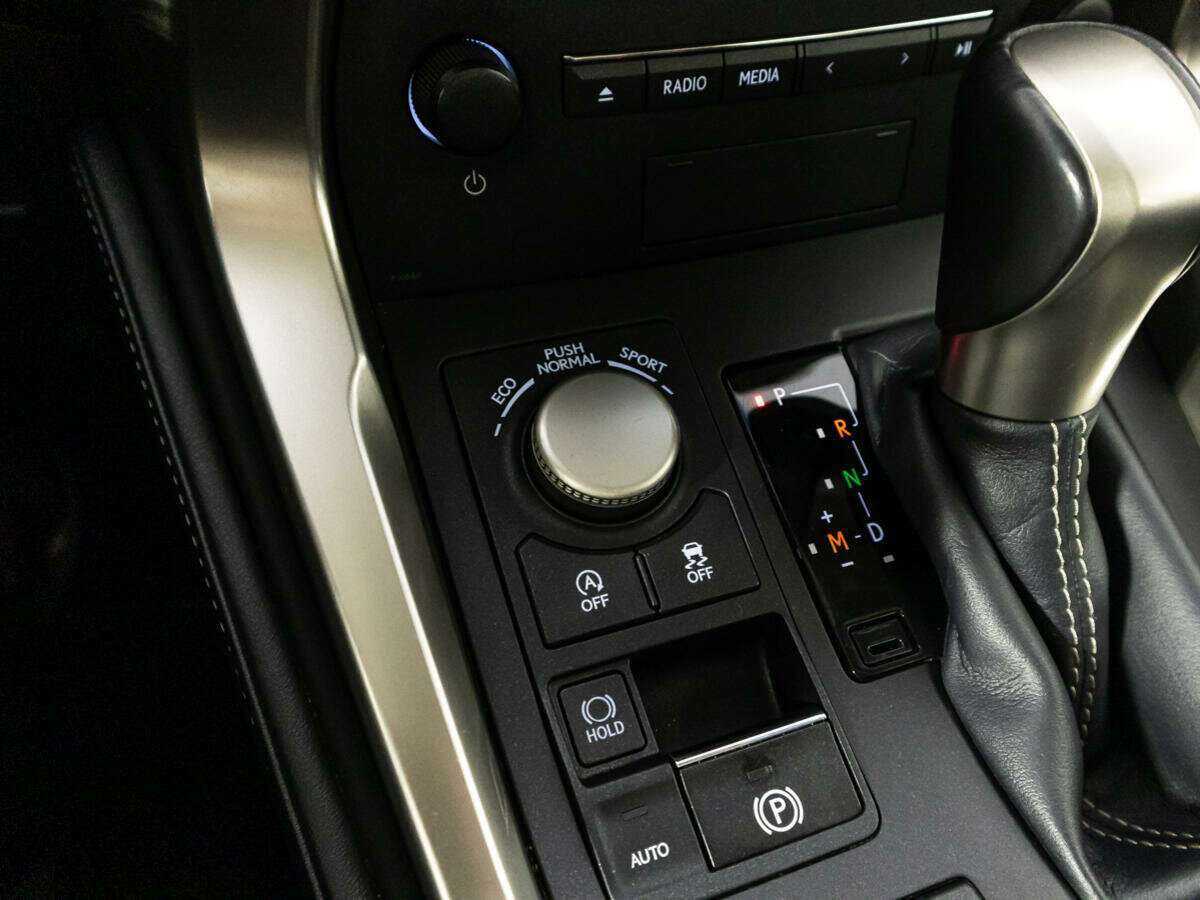 Lexus NX 200, 2015 Фото №19