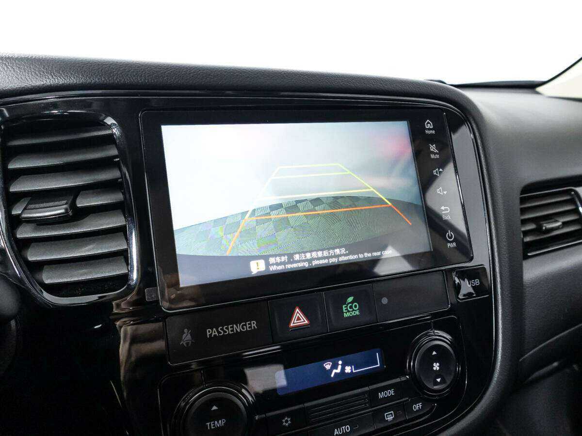 Mitsubishi Outlander, 2022 Фото №15