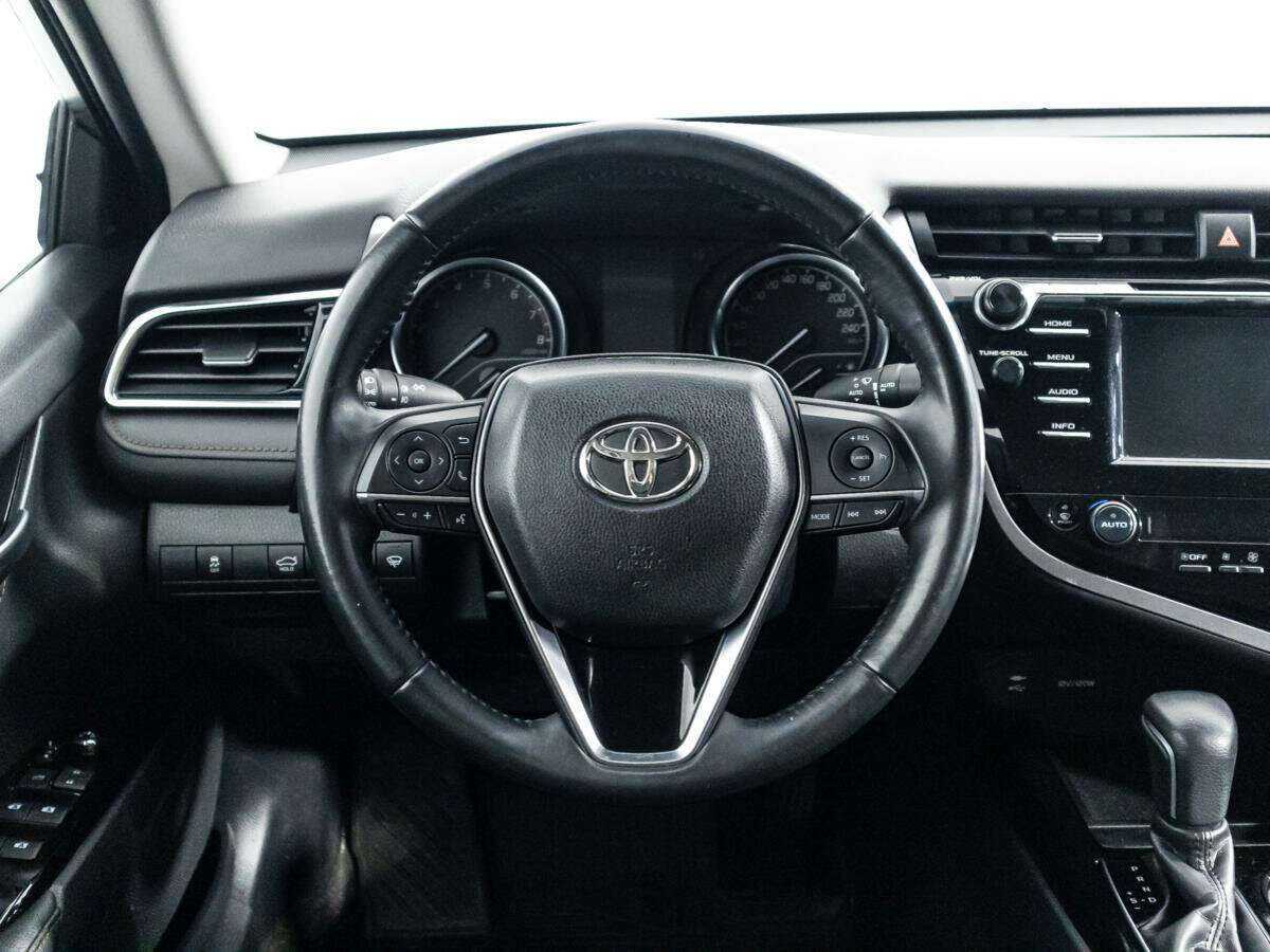 Toyota Camry, 2019 Фото №19