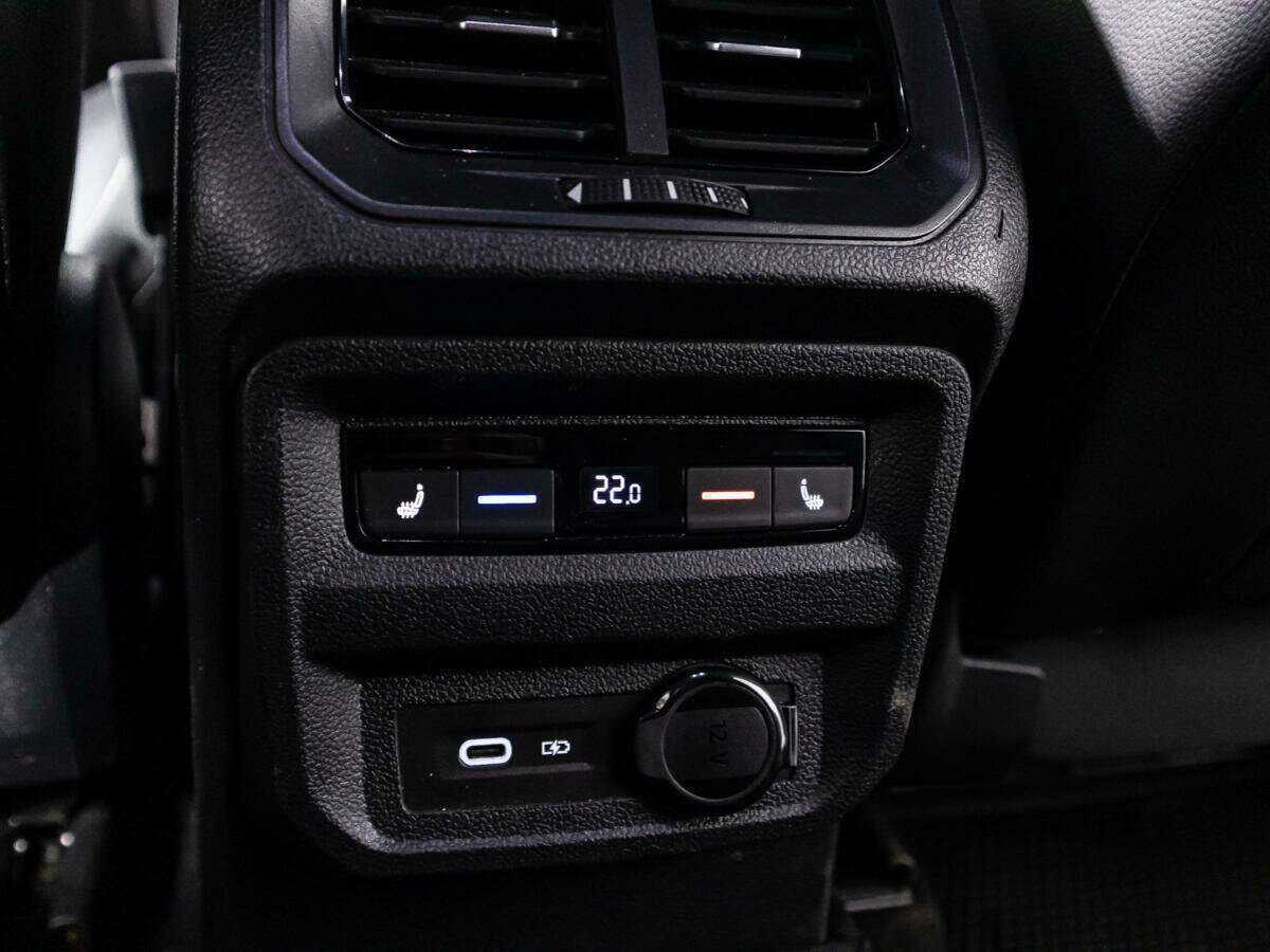 Volkswagen Tiguan, 2021 Фото №23