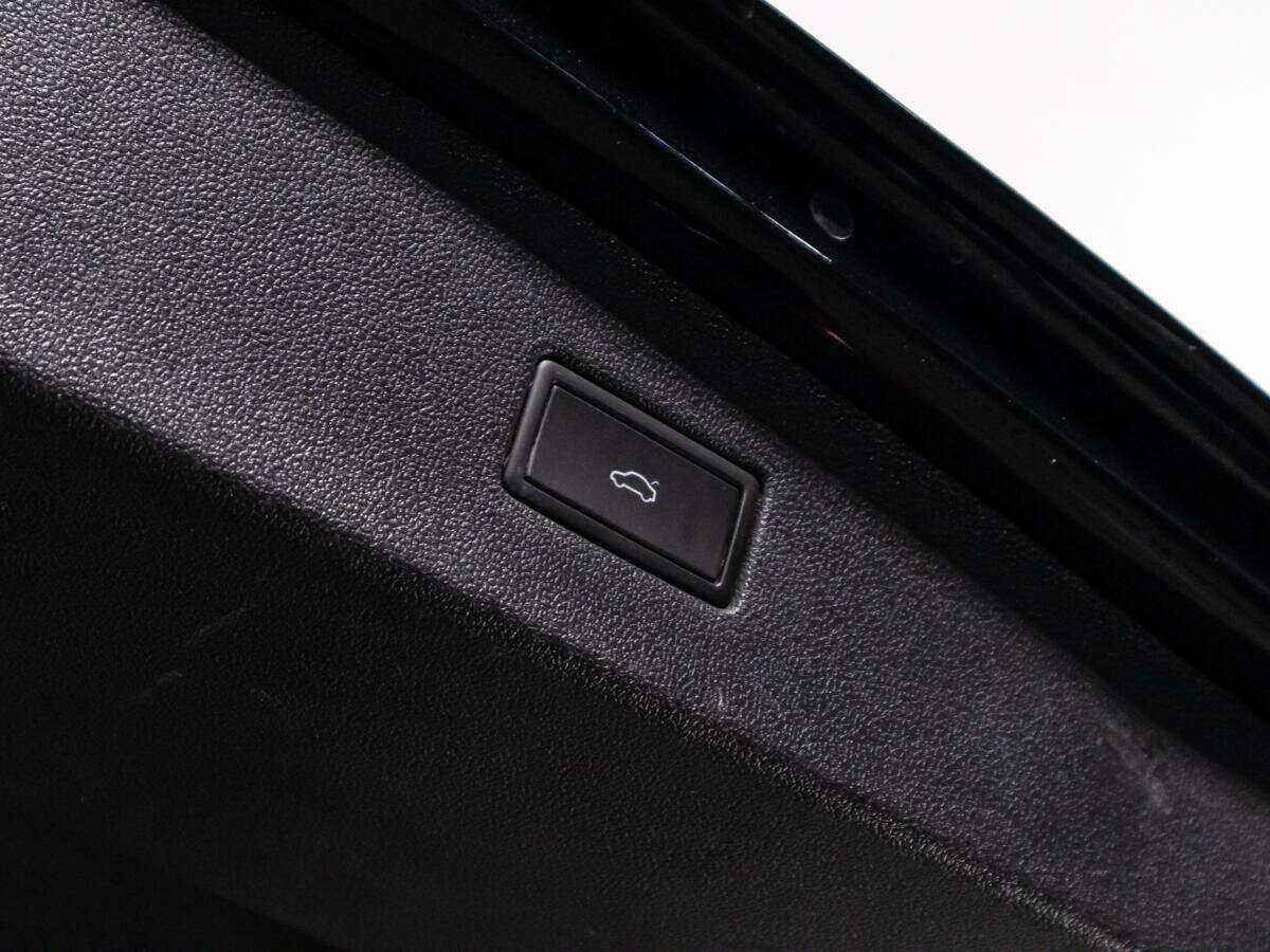 Volkswagen Tiguan L, 2022 Фото №15