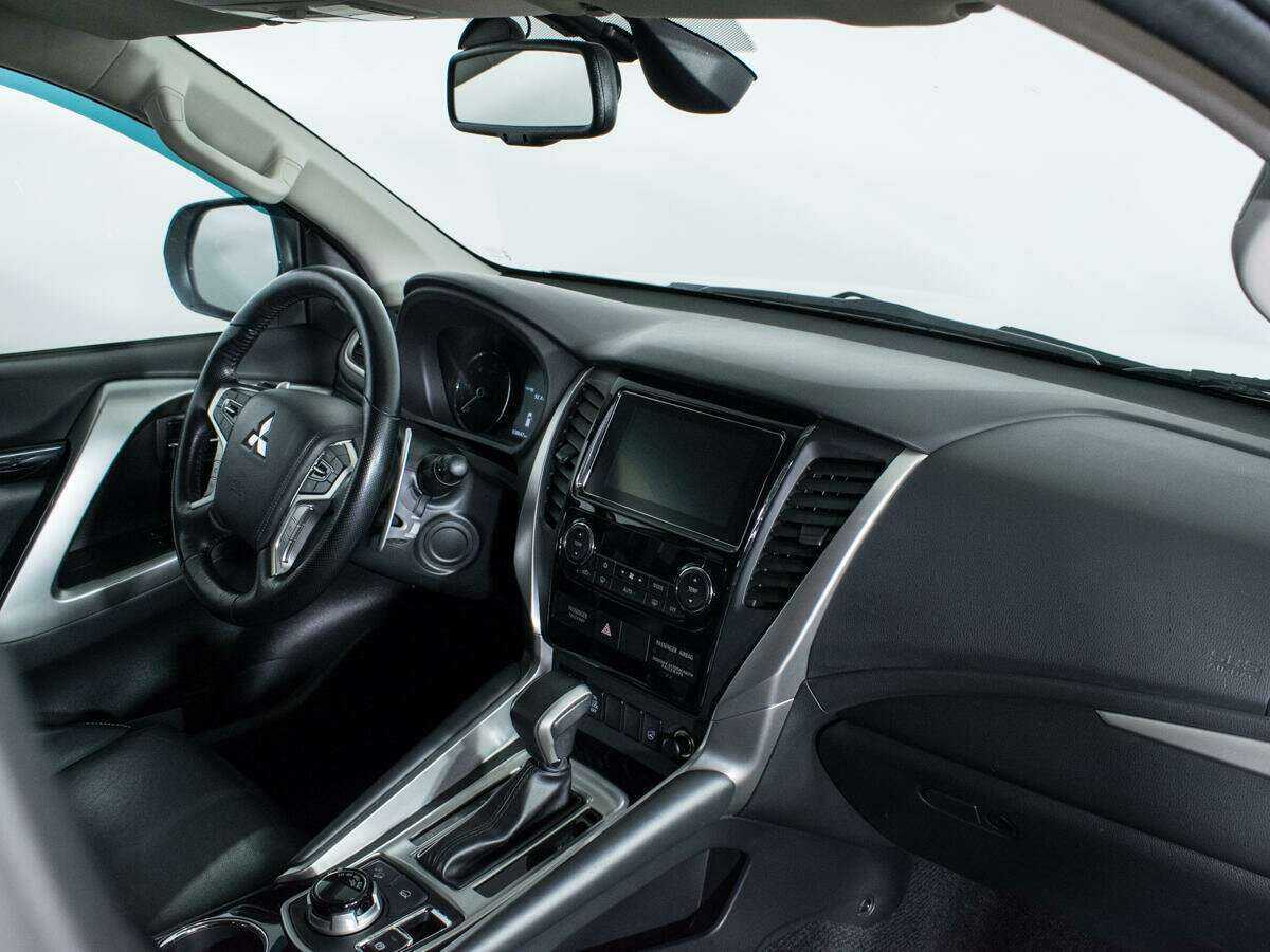 Mitsubishi Pajero Sport, 2018 - 39 000 км. | Фото №8