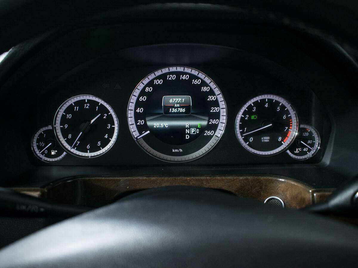 Mercedes-Benz E-Класс 350, 2012 Фото №12